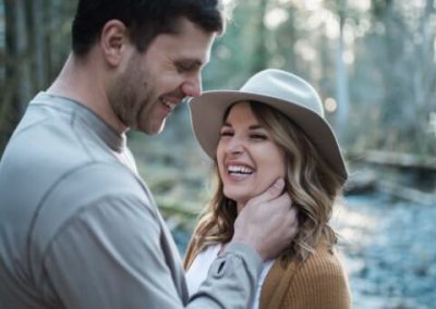 Couples Photography Pacific Northwest Vibe Smiles Relaxed Photoshoot